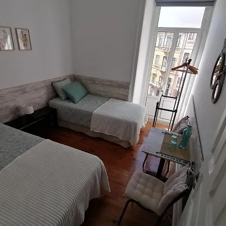 Apartment Apartamento Encantador No Coracao De Lisbon