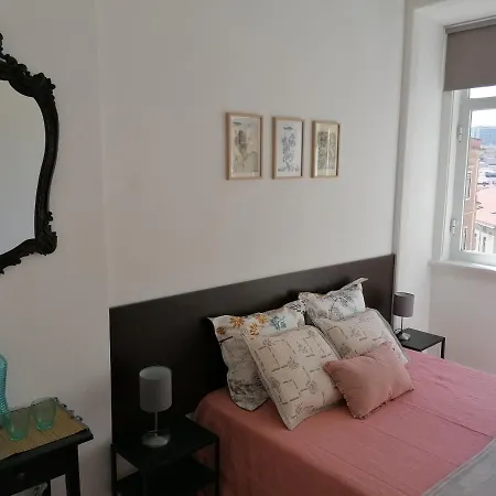 Apartamento Encantador No Coração De *
